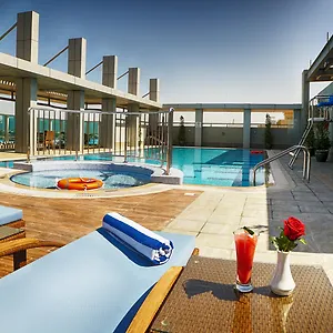 Rose Park - Al Barsha, Opposite Metro Station 4* Dubai