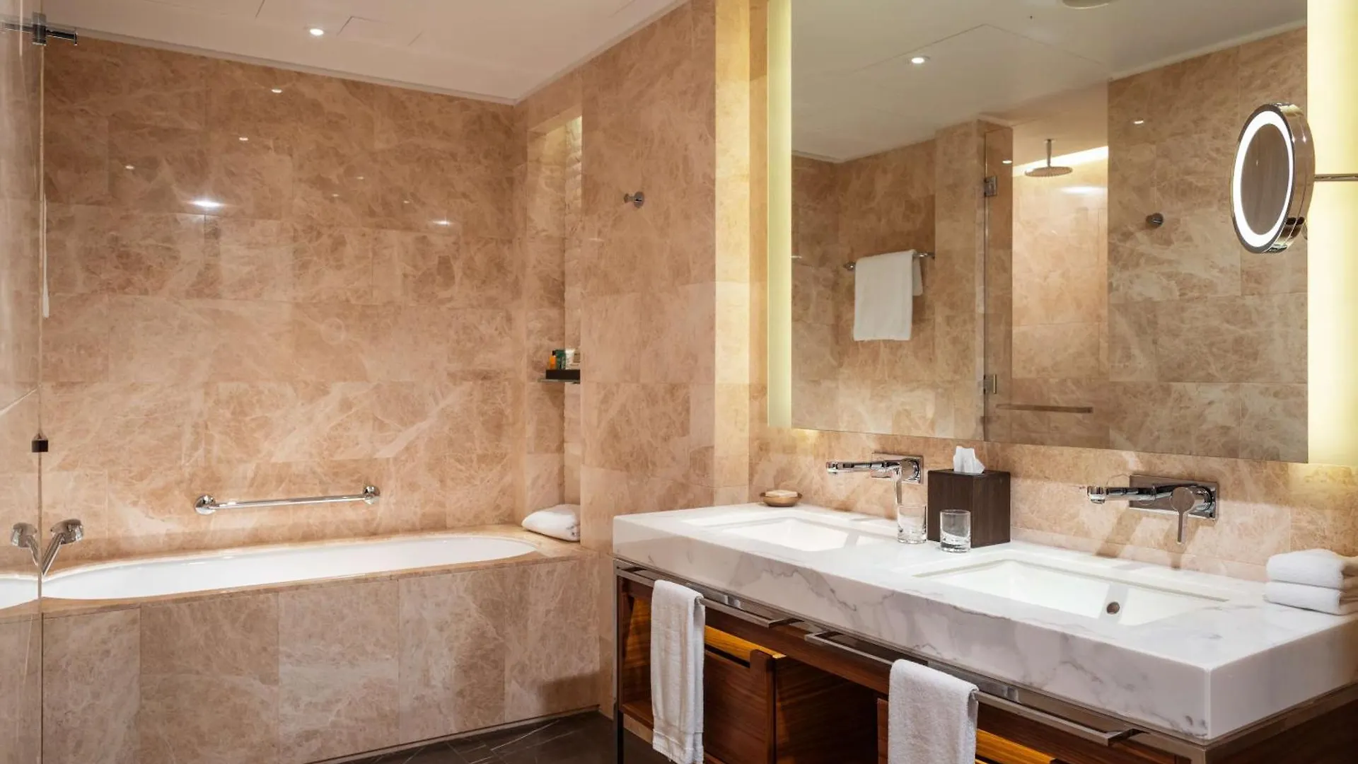*****  Hilton Kyiv Hotel Oekraïne